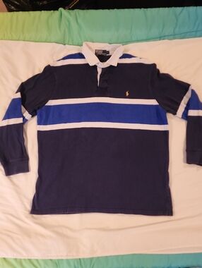 Vintage Ralph Lauren Navy and White Polo Shirt. Size Large